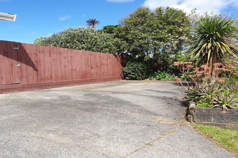Photo of property in 118 Racecourse Road, Waiuku, 2123