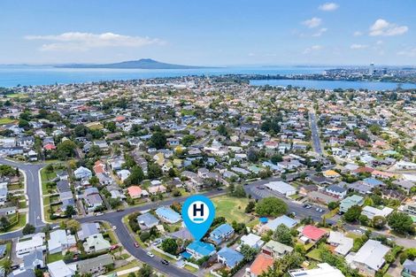 Photo of property in 6 Tyne Road, Forrest Hill, Auckland, 0620