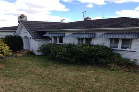 Photo of property in 1 Lake Domain Drive, Frankton, Hamilton, 3204