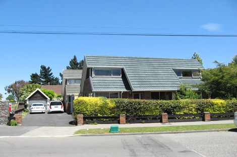 Photo of property in 439 Avonhead Road, Avonhead, Christchurch, 8042