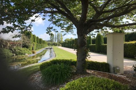 Photo of property in 335 West Coast Road, Templeton, Christchurch, 7676