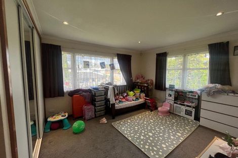 Photo of property in 81 Rimu Street, New Lynn, Auckland, 0600