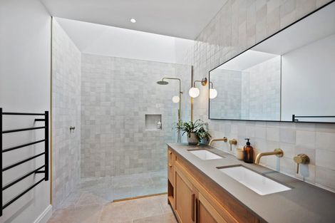 Photo of property in 438 Oaia Road, Muriwai, Waimauku, 0881