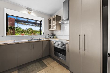 Photo of property in 37 Chinnerys Road, Woodend, 7610