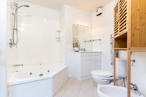 Photo of property in 51a Maungaraki Road, Korokoro, Lower Hutt, 5012