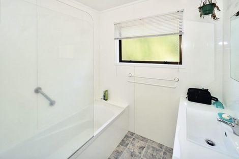 Photo of property in 46 Lee Street, Te Puke, 3119