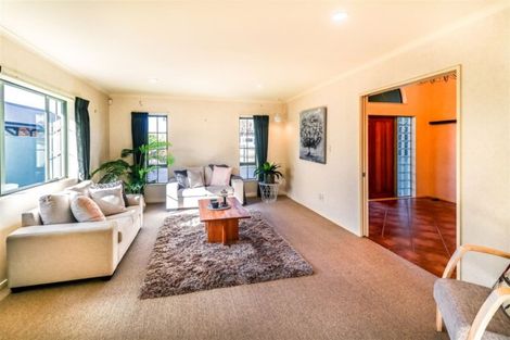 Photo of property in 38 Saint James Drive, Huntington, Hamilton, 3210