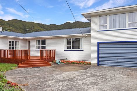 Photo of property in 30a Saint Ronans Avenue, Waterloo, Lower Hutt, 5011