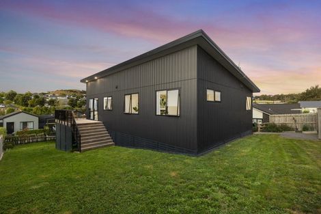 Photo of property in 3 Paddock Lane, Pukekohe, 2120