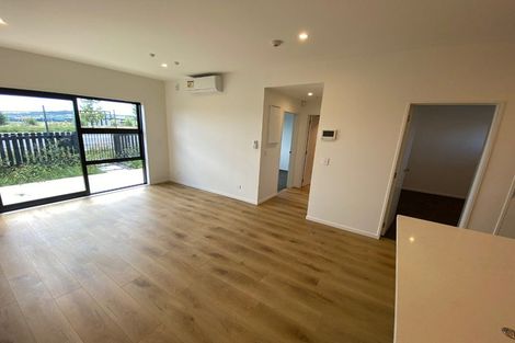 Photo of property in 1/25 Flat Bush School Road, Flat Bush, Auckland, 2019