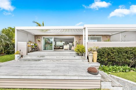 Photo of property in 1/24 Clifton Road, Hauraki, Auckland, 0622