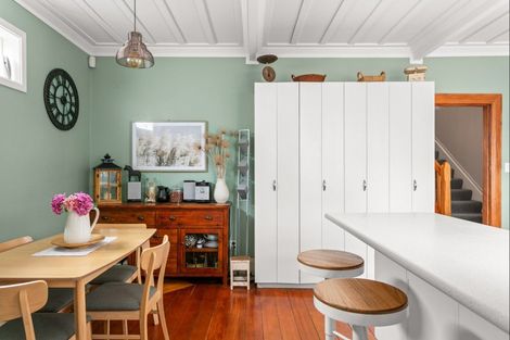 Photo of property in 436 Aberdeen Road, Gisborne, 4010