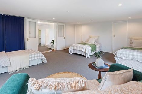 Photo of property in 31 Oratia Street, Waikanae Beach, Waikanae, 5036