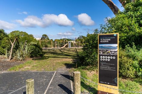 Photo of property in 940 Harington Point Road, Harington Point, Dunedin, 9077