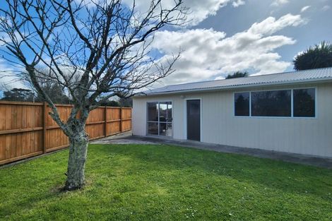 Photo of property in 44 Escort Grove, Awapuni, Palmerston North, 4412