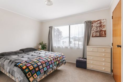 Photo of property in 8 Muir Place, Te Puke, 3119