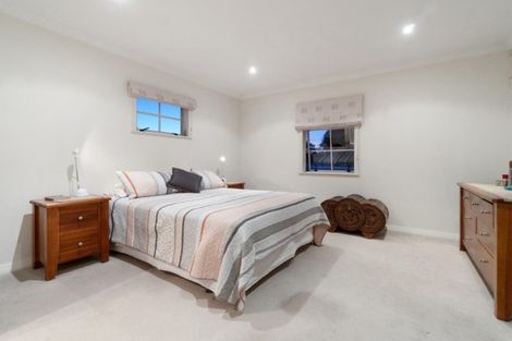 Photo of property in 135c Hutchinson Road, Helensville, 0875