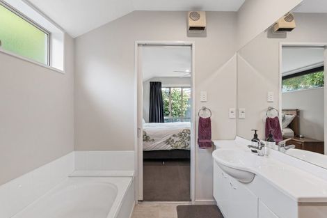 Photo of property in 1/31 Hillsborough Terrace, Hillsborough, Christchurch, 8022