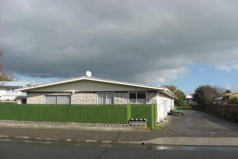 Photo of property in 4/7 Kent Street, Carterton, 5713