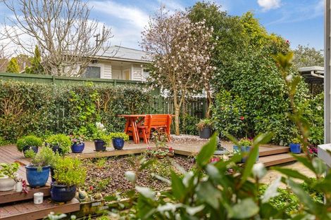 Photo of property in 57a Archibald Road, Kelston, Auckland, 0602