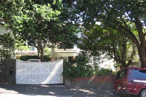 Photo of property in 82 Majoribanks Street, Mount Victoria, Wellington, 6011