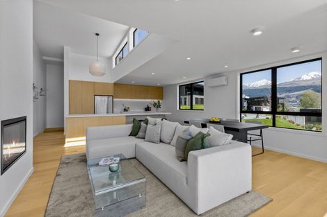 Photo of property in 11 William Rees Place, Kawarau Falls, Queenstown, 9300