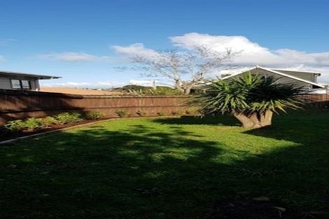 Photo of property in 169 Te Atatu Road, Te Atatu South, Auckland, 0610