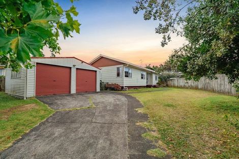 Photo of property in 19 Carnoustie Drive, Wattle Downs, Auckland, 2103