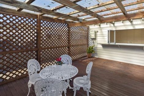 Photo of property in 21 Elizabeth Street, Moera, Lower Hutt, 5010