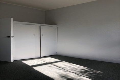 Photo of property in 6 Oxford Street, Marton, 4710