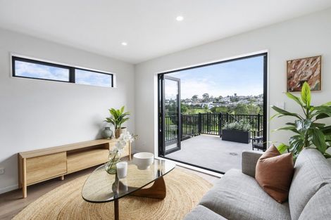 Photo of property in 8/4 Ngaroma House Drive, Hobsonville, Auckland, 0616