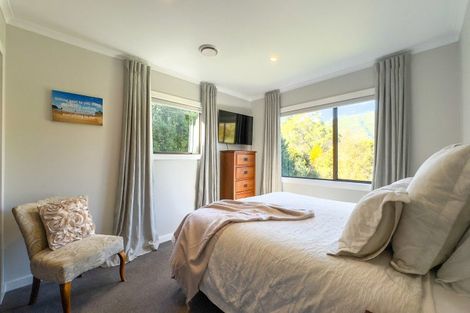 Photo of property in 11 Mangotahi Road, Thames, 3577