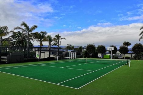 Photo of property in 20/2 Armoy Drive, East Tamaki, Auckland, 2016