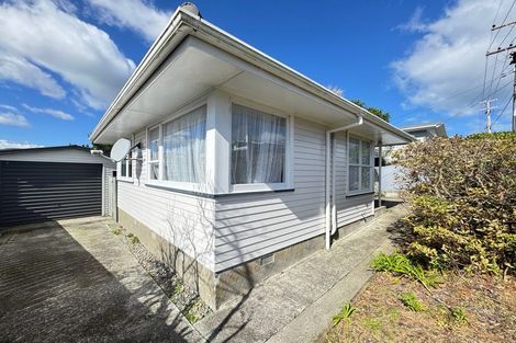 Photo of property in 20 Mark Avenue, Paparangi, Wellington, 6037