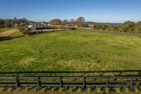 Photo of property in 20 Diamond Lane, Riverhead, Albany, 0793