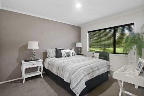 Photo of property in 8 Millbrook Drive, Waiuku, 2683