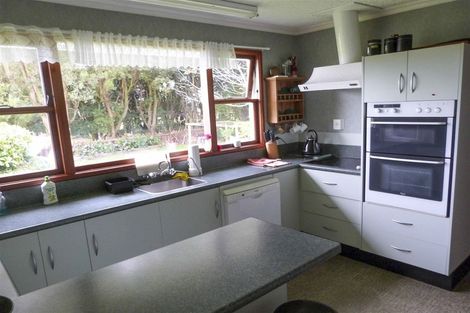 Photo of property in 339 Oteramika Road, Seaward Bush, Invercargill, 9871