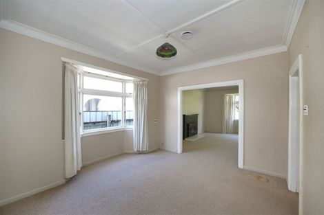 Photo of property in 214 Mayfair Avenue, Mayfair, Hastings, 4122