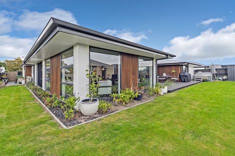 Photo of property in 10 Verdeco Boulevard, Lincoln, 7608