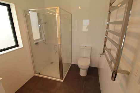 Photo of property in 79 Maka Terrace, Orewa, 0931