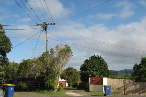 Photo of property in 17 Burnham Road, Waitakere, Auckland, 0816
