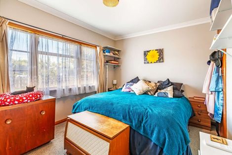 Photo of property in 44 Mckenzie Street, Levin, 5510