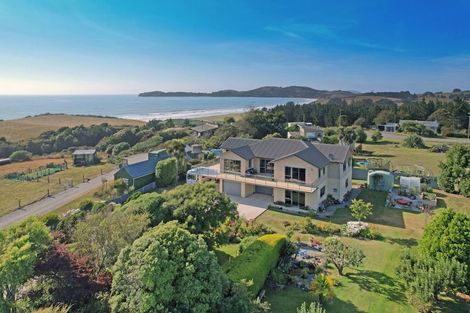 Photo of property in 11 Oakham Street, Hampden, 9410