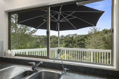 Photo of property in 44 Ravenstone Place, Chatswood, Auckland, 0626