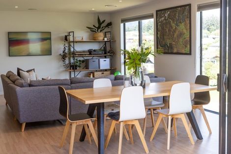 Photo of property in 50 Kings Drive, Wanaka, 9305