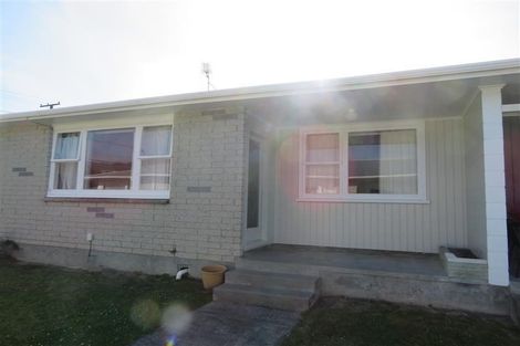 Photo of property in 2/2 Copeland Street, Hutt Central, Lower Hutt, 5011