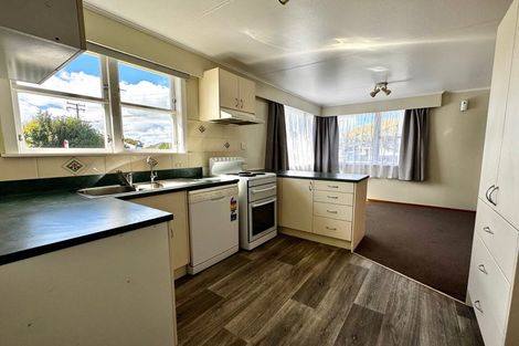 Photo of property in 25 Waihi Road, Hawera, 4610