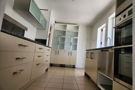 Photo of property in 21 Parker Avenue, New Lynn, Auckland, 0600