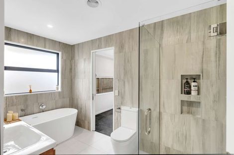 Photo of property in 10 Lesser Close, Rolleston, 7615