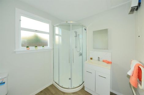 Photo of property in 4 Rochester Street, Linwood, Christchurch, 8062